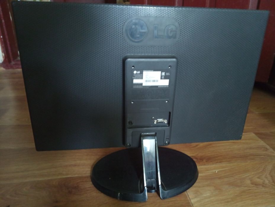 Монітор LG 22m38a б/у (торг)
