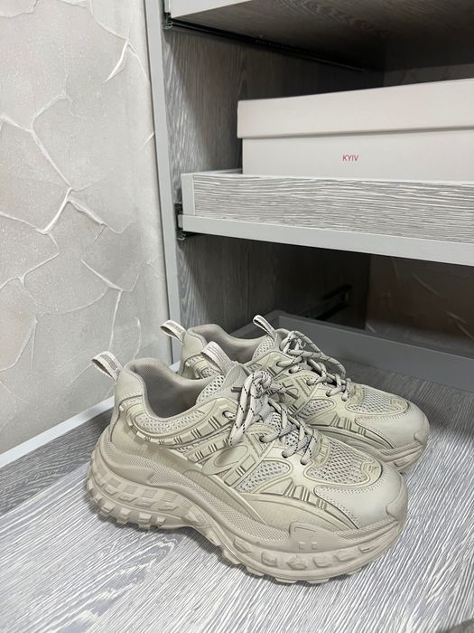 Кросівки Estro 38р.