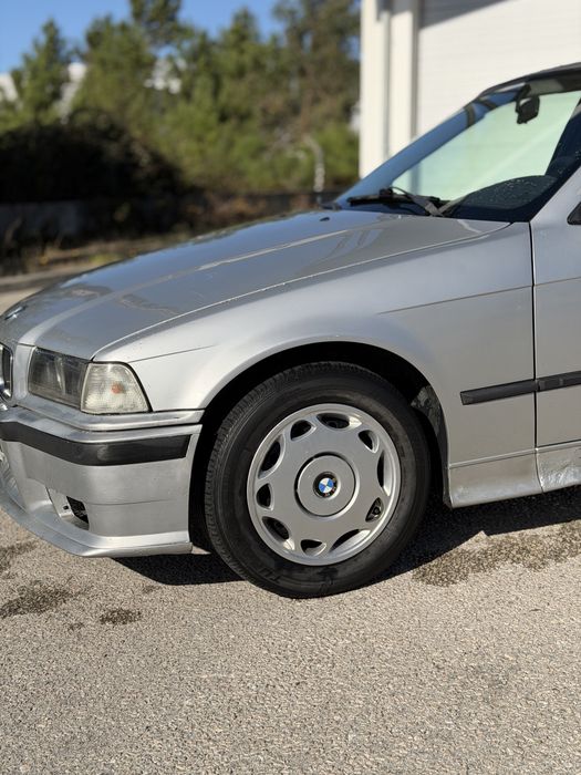 BMW E36 316i Sedan