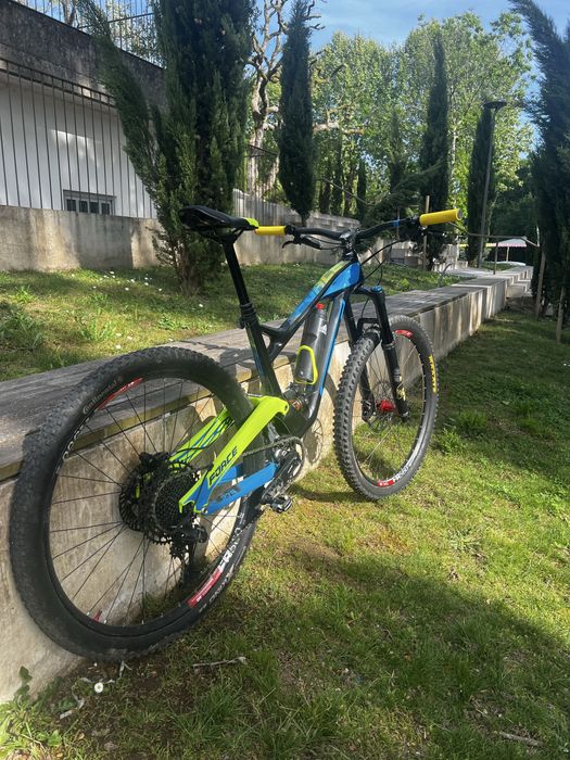 Bicicleta btt 29 carbono