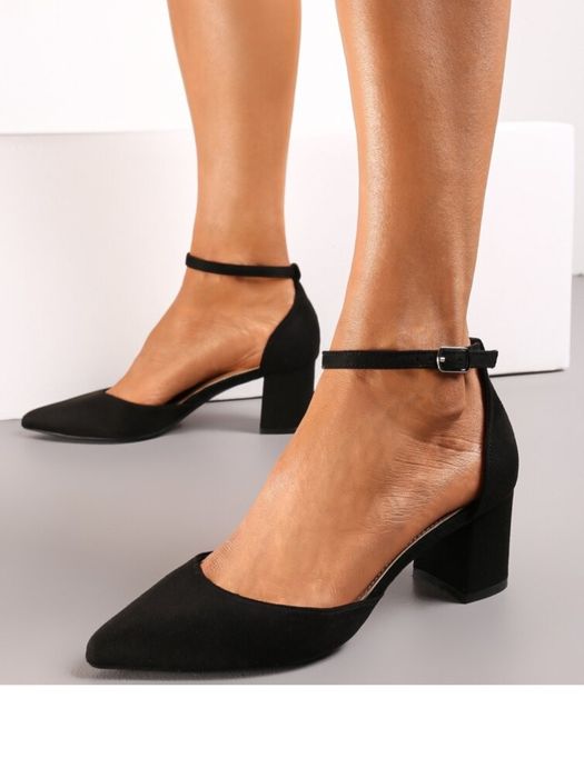 Czarne czółenka z imitacji zamszu r.39