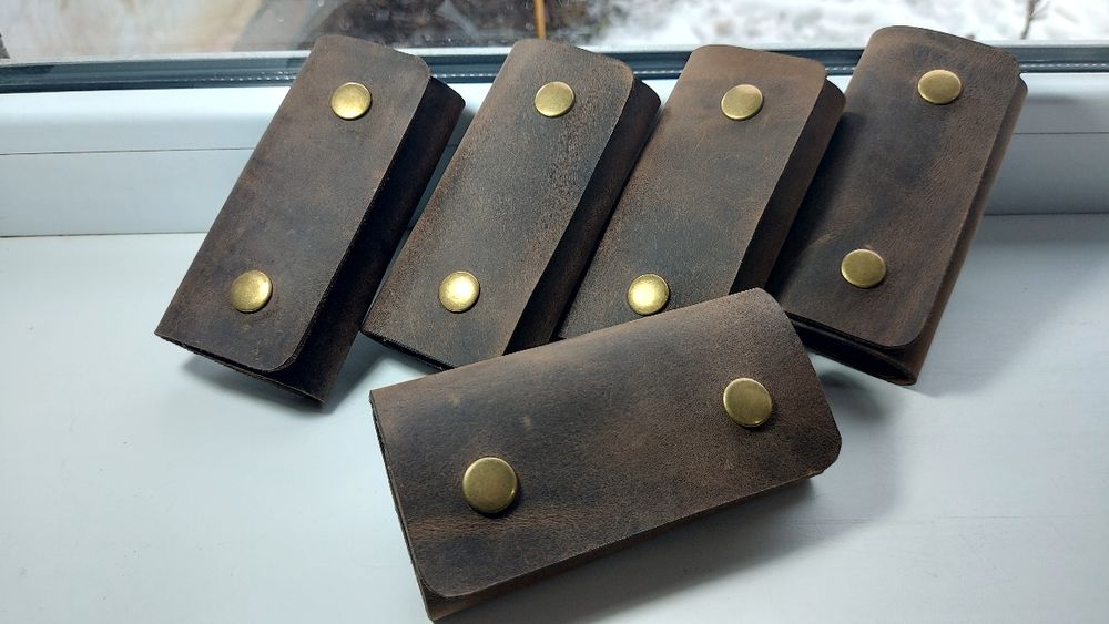 Шкіряні ключниці