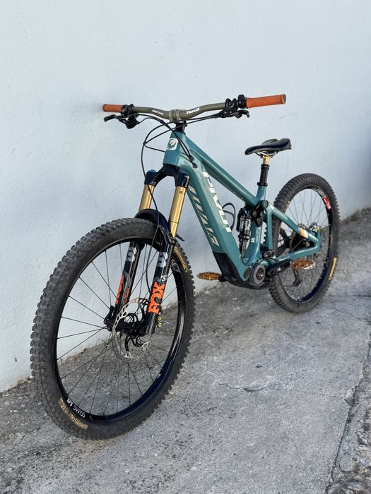 Pivot Shuttle LT 2025 ebike