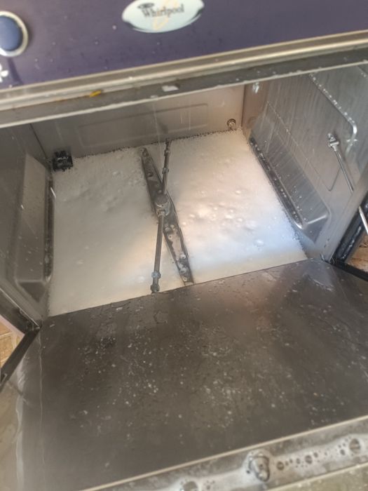 Zmywarka gastronomiczna z funkcją wyparzania – ADN 408/3