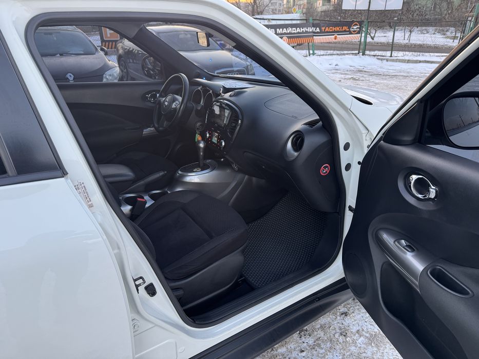 Продам офіційний Nissan Juke автомат