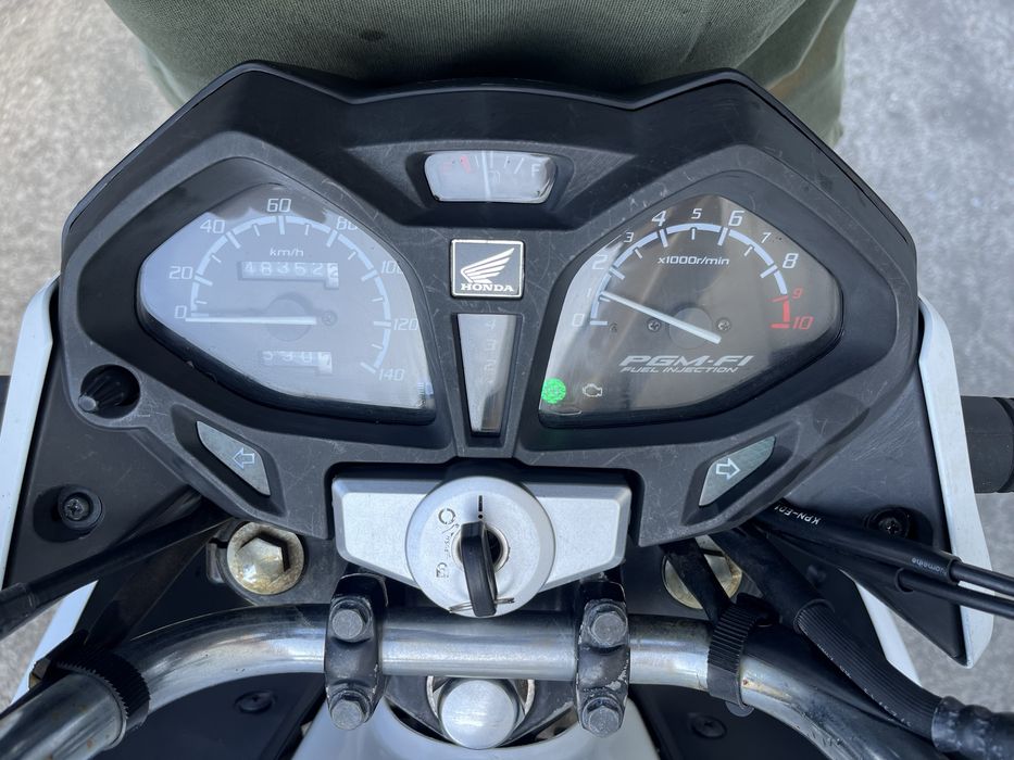 Honda CB125F - 125cc - Top Case