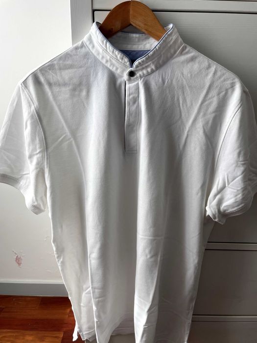 CONJUNTO de pólos e camisas tamanho XL pequeno.