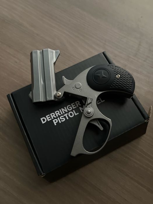 Детский металлический пистолет Bond Arms Stinger комплект