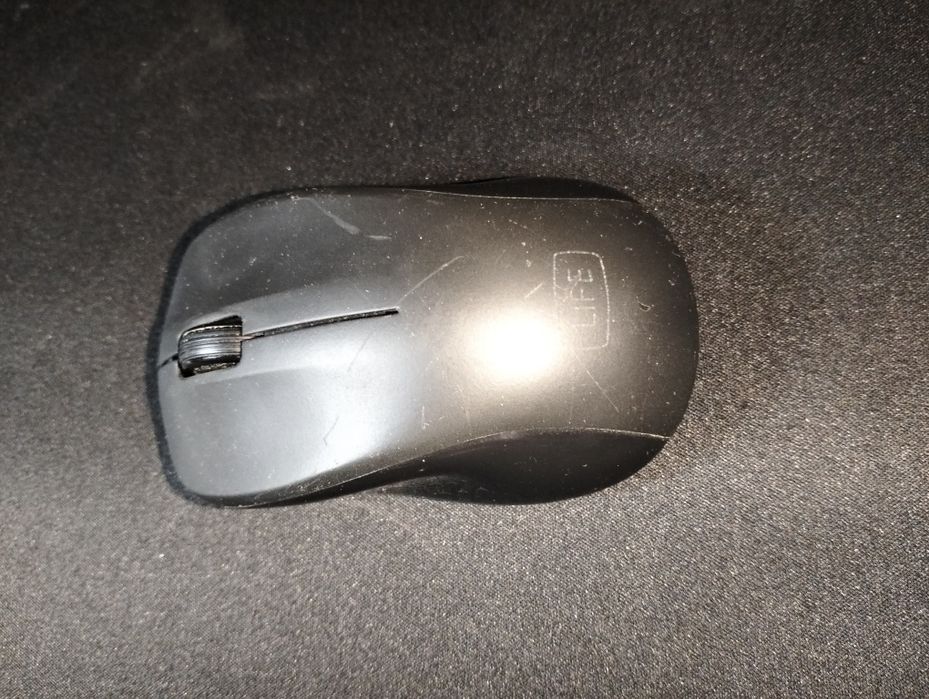Teclado e ratos sem fios