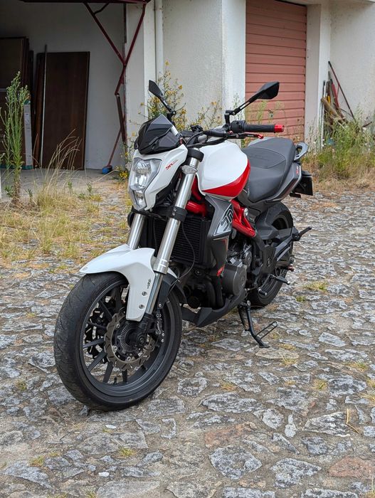 Mota Benelli BN302s