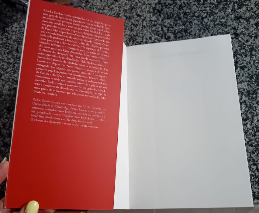 Livro usado poucas vezes