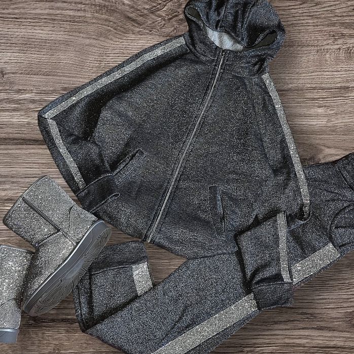 Люрексовий спортивний костюм зі стразовими лампасами