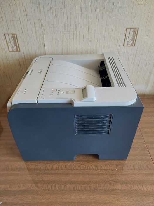 Принтер лазерный HP 2055