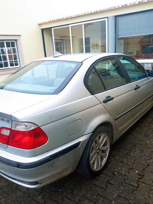 BMW 316i cinzento