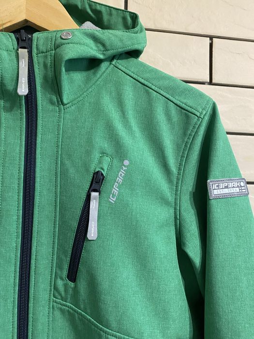 Icepeak.Вітровка на 13-14 років на підлітка.