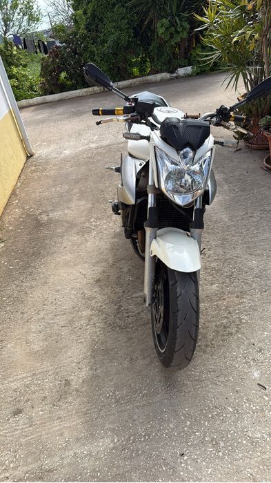 Yamaha XJ6 600 – 2010 – Excelente Estado – Pronta a Andar