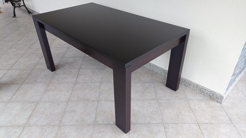 Mesa e 6 Cadeiras