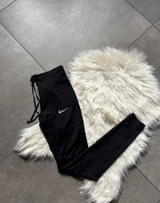 Damskie legginsy Nike