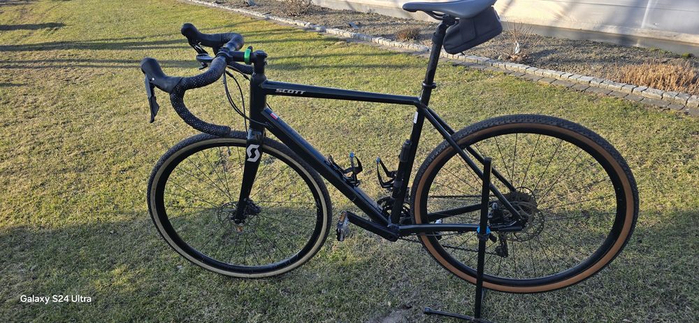 Sprzedam  rower  gravel