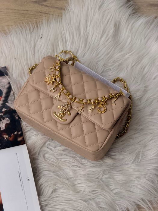 Сумка Chanel Mini Lambskin Coco через плече крос боді Шанель