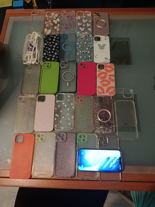 Iphone 14 Plus + 26 capas
