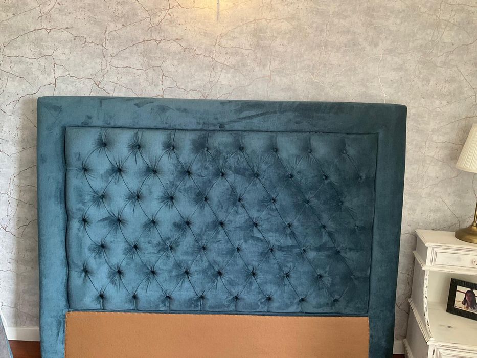 Vende se cabeceira como nova