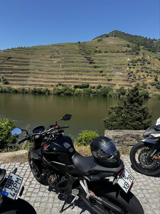 Honda Cb650r.