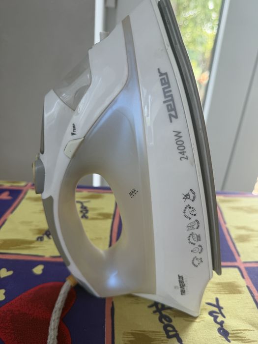Праска Zelmer 2400 W (Typ 28Z025)