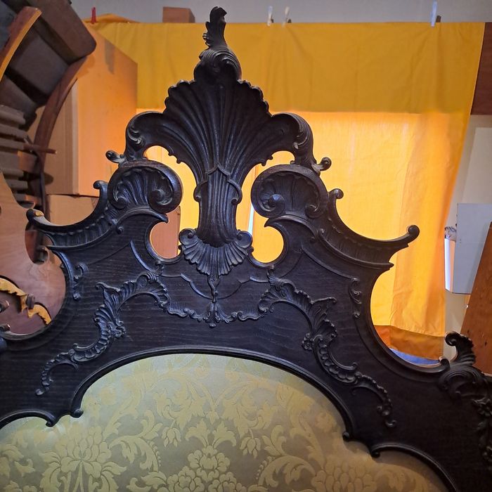 Cama antiga madeira