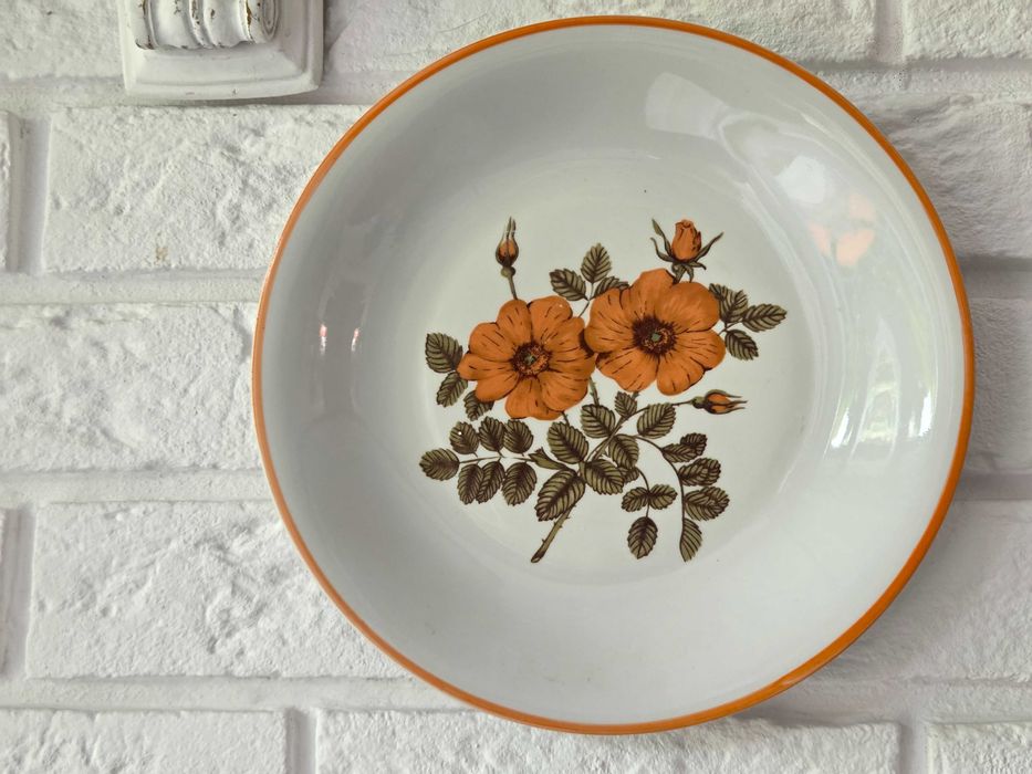 Manufaktura Wawel, talerz porcelanowy do zawieszenia-antyk