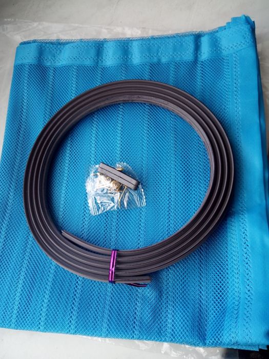 Антимоскітна сітка на двері