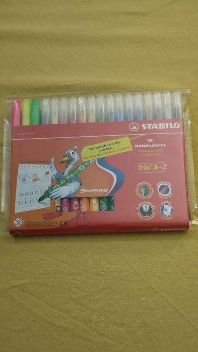 Material escolar vário Stabillo