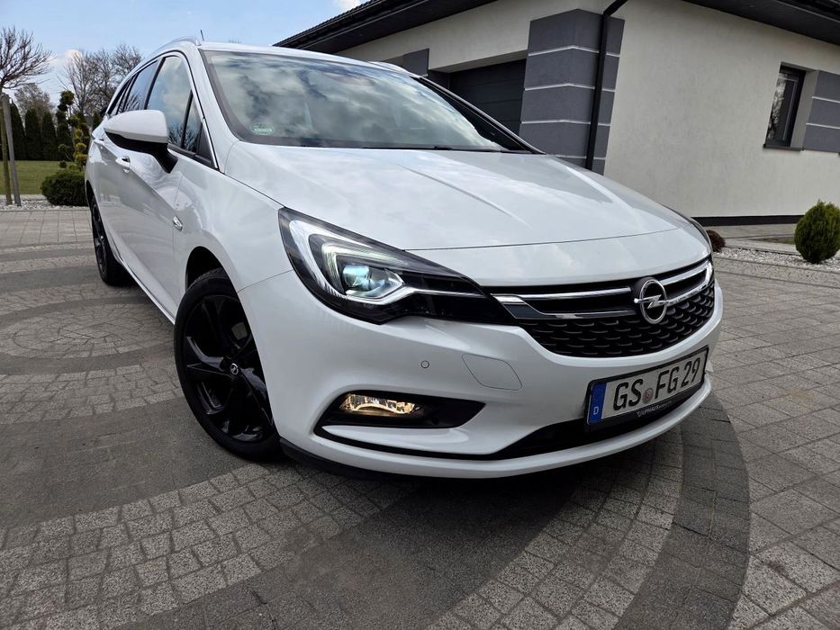 Opel Astra 1.4 Turbo, 125 KM, Full Led, Pół-Skóry, Kamera, Alufelgi R17, 2x PDC