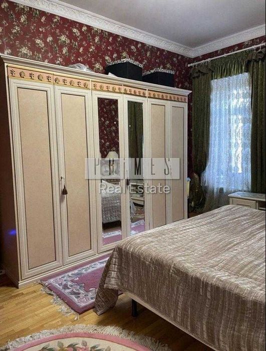 Оренда 5к квартири з паркомісцем, вул. Володимирська, Центр