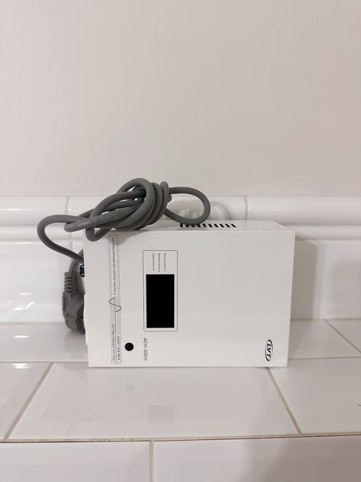 АСН-300 Н Стабілізатор напруги LVT новий