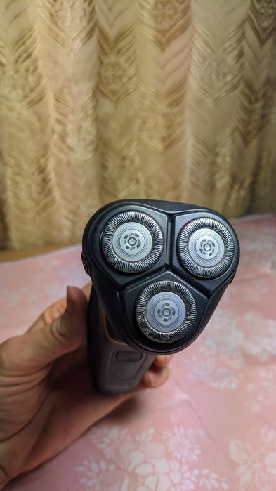 Электробритва Philips series 3000,б/у