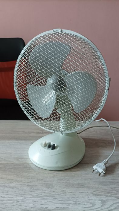 Вентилятор настольный Delfa TF-901.