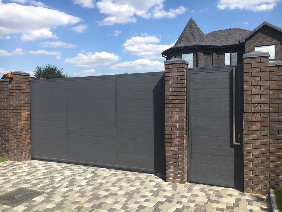 Каркас відкатних воріт з хвірткою яка поряд TA/10, Доставка додому