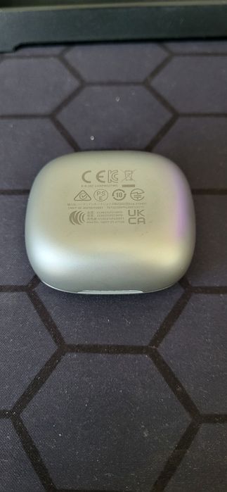 Jbl live pro 2  srebrne
