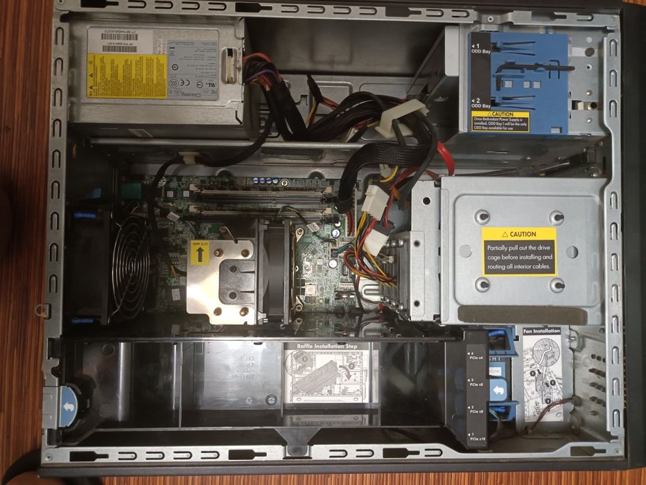 Сервер HP Proliant ML110 G7