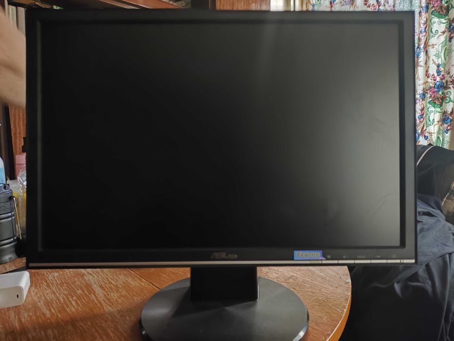 Продам монитор Асус