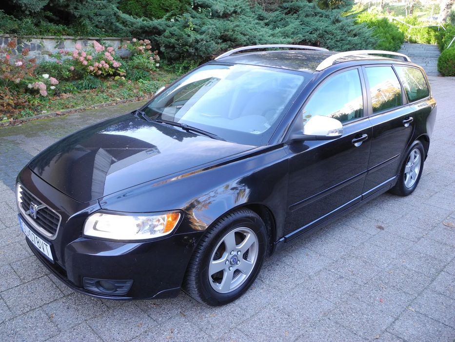 Volvo V50