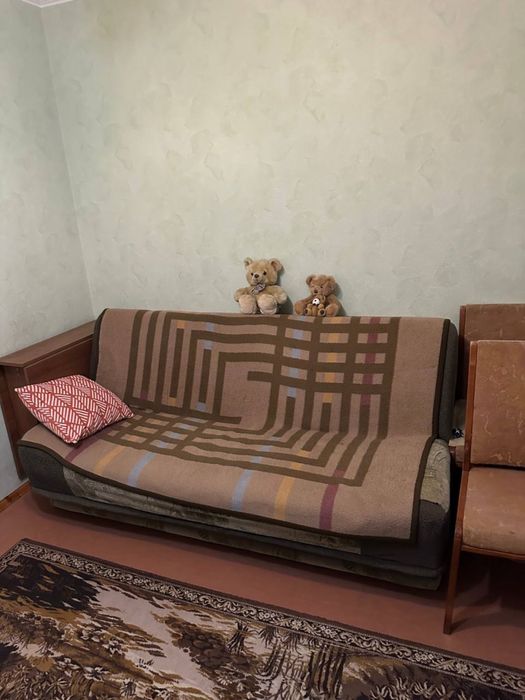 Оренда кімнати на Вишеньці для дівчини. Келецька Ващука Ринок Вишенька