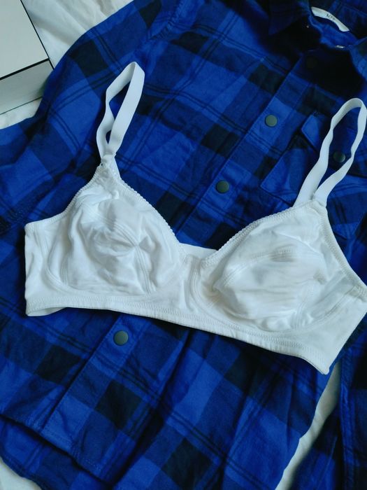 Бюстгальтер без кісточки