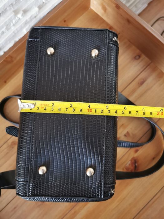 Czarna torebka Parfois