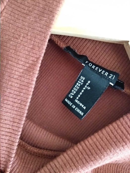 Camisola Canelada Camel Costas Descobertas  S