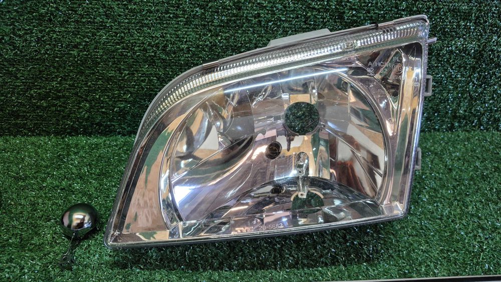 Otica Farol Esquerdo Mitsubishi Space Star DG 1998 a 2004 Ref. 20-5682-18-2 TYC NOVO