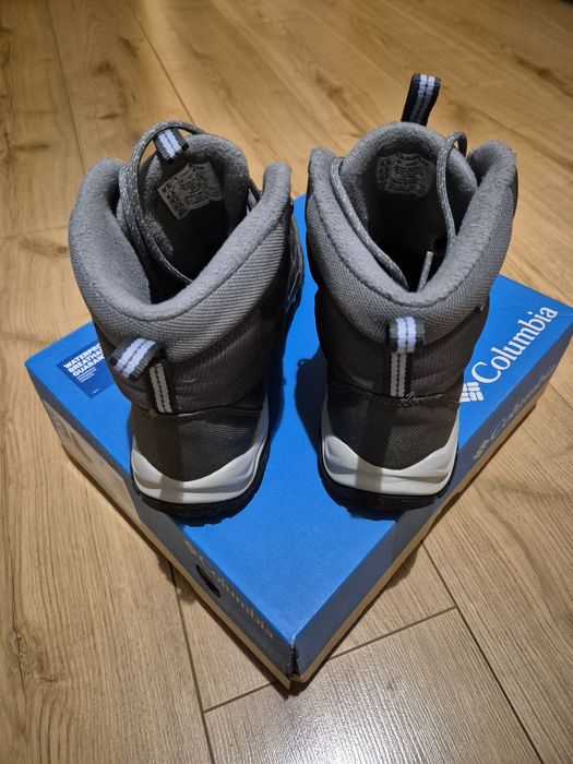 Зимові черевики Columbia р.39,5