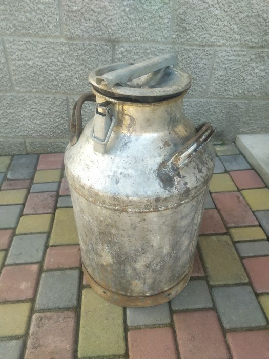 продам бідони алюмініві