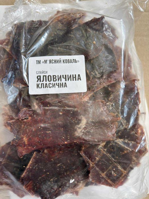 Слайси з яловичини ТМ "М'ясний Коваль"